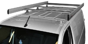 01_A roof rack on a 2022 Scudo
