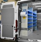 02_Syncro Ultra shelving in the Ducato