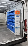 03a_Removable plastic containers in special shelves on the right of the used Ducato