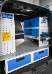 03_The pull-out vice bench and drawers on the right of the Citan