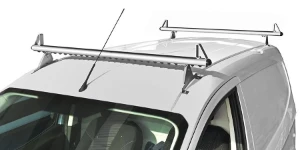 Aerodynamic roof bars on a Courier