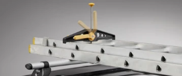 Clamping action of the lockable ladder clamp