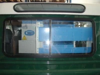 LAND ROVER DEFENDER 02d