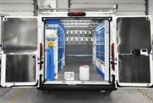 01_The Movano L2H1 with its complete Syncro System racking solution