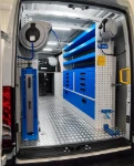 03_Drawers and shelves in the Iveco Daily