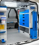 03_The drawers, shelf, vice bench and accessories on the right of the Custom