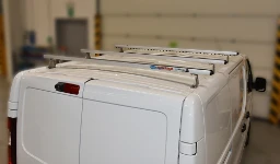 05_The Fiat Talento’s roof rack with the Ultrasilent© profile