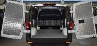 Floor and bodywork liners in the Vito