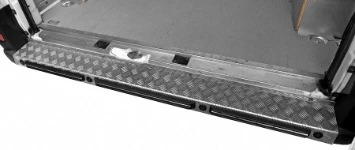 Syncro’s non-slip rear bumper in aluminium tread plate for the Ducato /Jumper/boxer