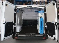 Trafic conversion solution with right-hand side racking combo