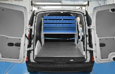 Shelves and polypropylene containers in the Citan